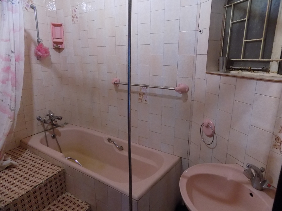 4 Bedroom Property for Sale in Moosa Park North West